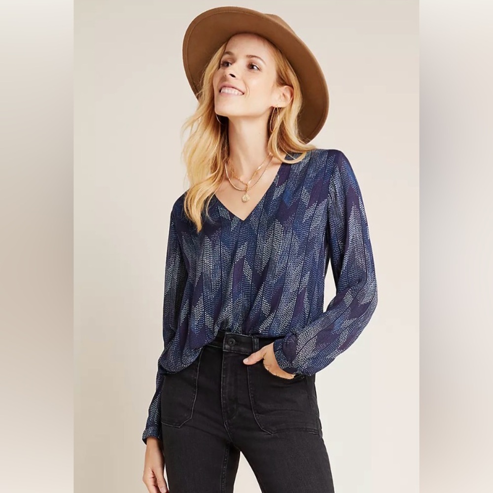 Anthropologie Cloth & Stone Blue/Purple Printed Button-Down shirt.